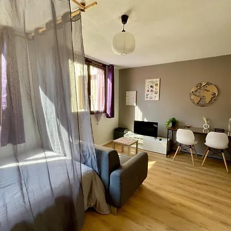 Apartamento Du Pont Valentre - Avec Lit Double Et Parking