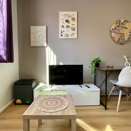 Du Pont Valentre - Avec Lit Double Et Parking