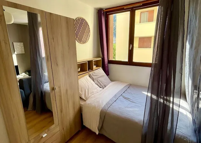 Du Pont Valentre - Avec Lit Double Et Parking